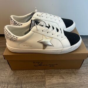 Vintage Havana Sneakers